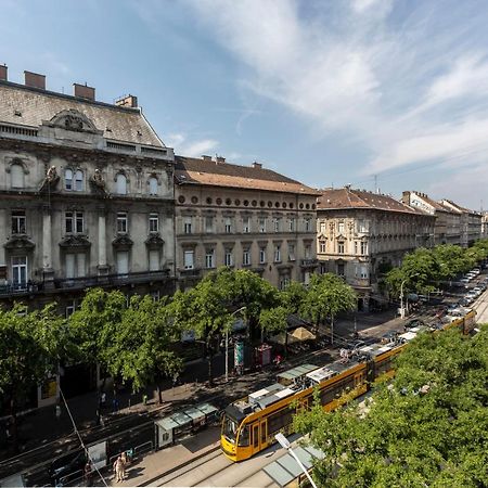 Luxury Elizabeth Residence Next To The New York Cafe Budapest Exterior photo