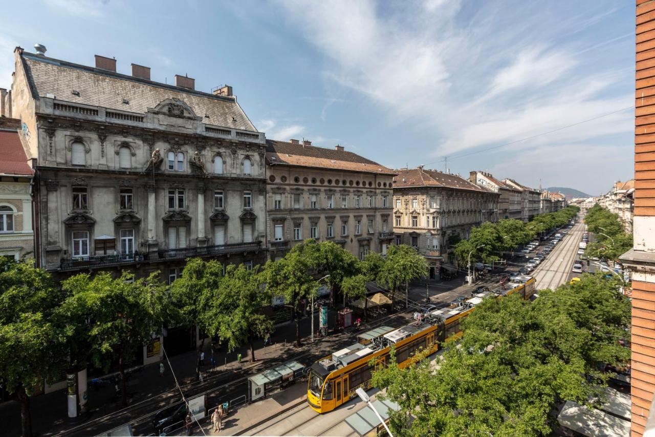 Luxury Elizabeth Residence Next To The New York Cafe Budapest Exterior photo